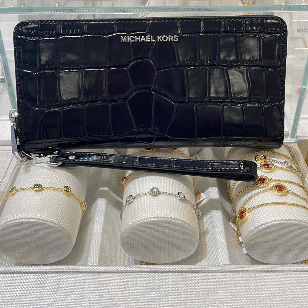 Michael Kors Black Croc-Embossed Wallet - Picture 4 of 16